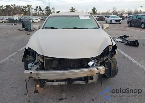 2010 Lexus Es 350 z USA, uszkodzony, nr VIN JTHBK1EG8A2414128